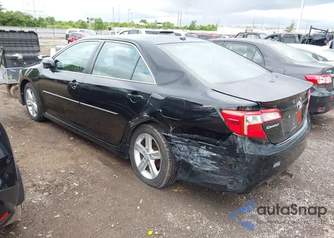 2014 Toyota Camry L/Le/Se/Se Sport/Xle z USA, uszkodzony, nr VIN 4T1BF1FK8EU393909